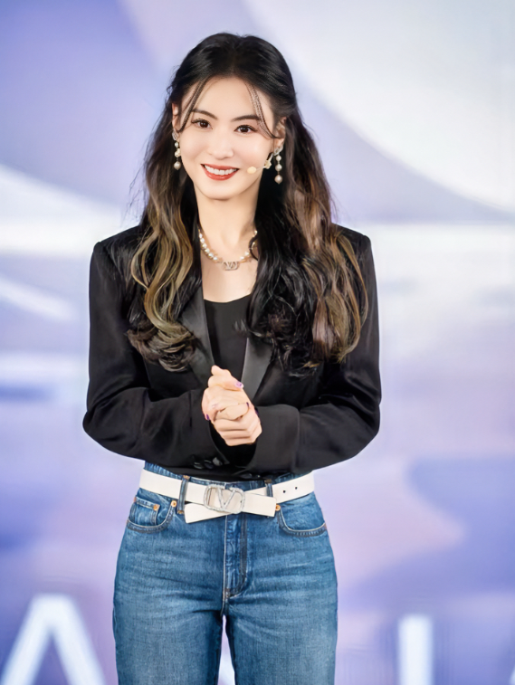 策略池 闺蜜亲见张柏芝，称其与电视上差别太大！